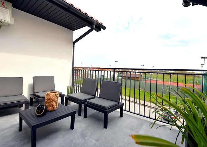 Blanca Apartment