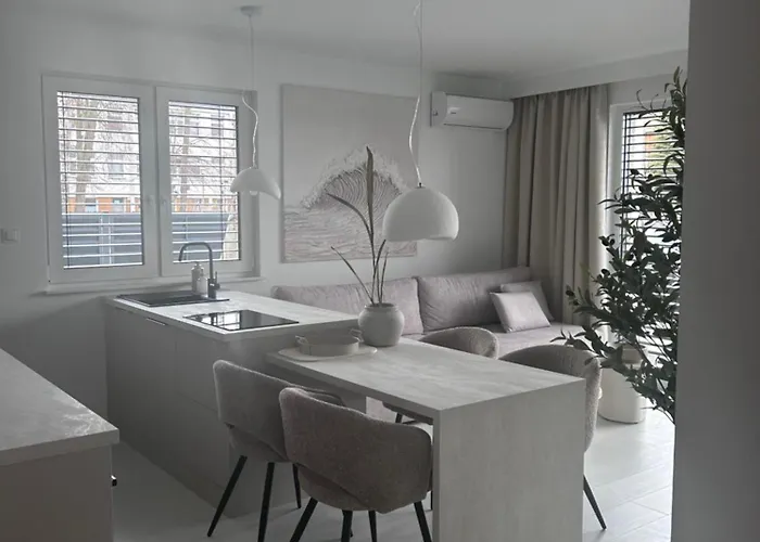 Apartment Blanca *